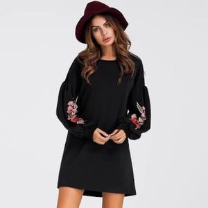 Short Black floral long sleeve tunic dress